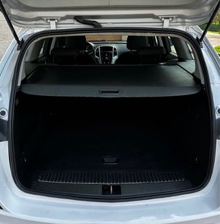 Opel Astra 2011
