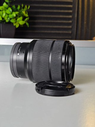 Sony 28-70 mm