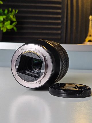 Sony 28-70 mm