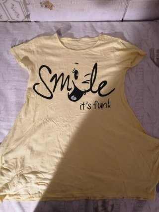 Vestito giallo con stampa Smile