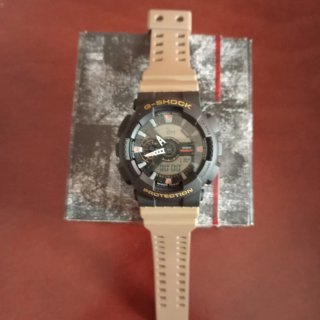 Reloj Casio G-Shock Hombre Negro/Beige