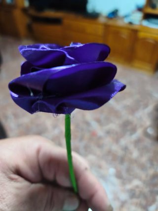Rosas de satén varios colores