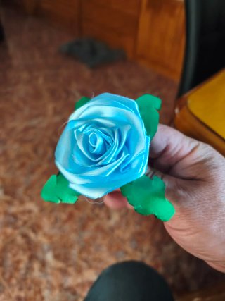Rosas de satén varios colores