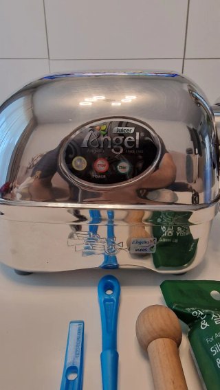 Exprimidor Angel Juicer 8500S
