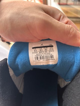 Jordan 3 Negras y Azules