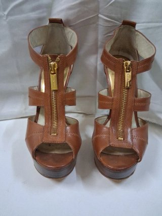 Sandali Michael Kors marroni con zip dorata