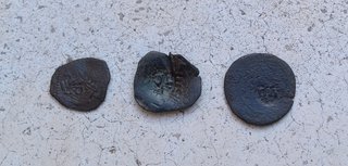 Lote 3 monedas antiguas resellos