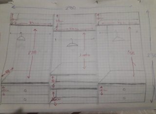 Armario grande de dormitorio. Madera maciza