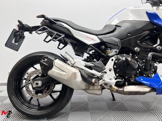 BMW F 900 R 2023 24708 kms.