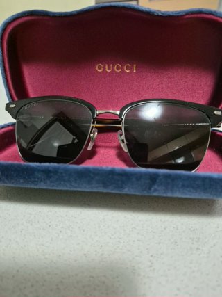 Occhiali da Sole Gucci Neri e Argento