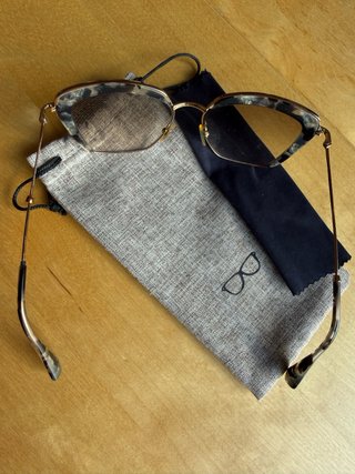 Gafas de sol Miu Miu estilo mariposa originales