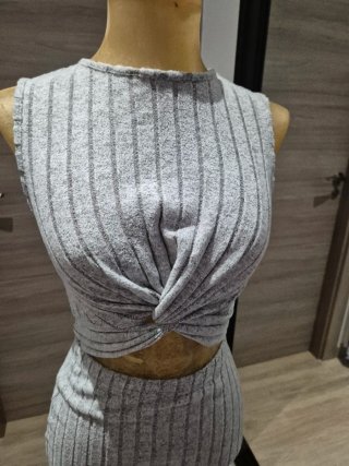 Conjunto de punto gris con nudo
