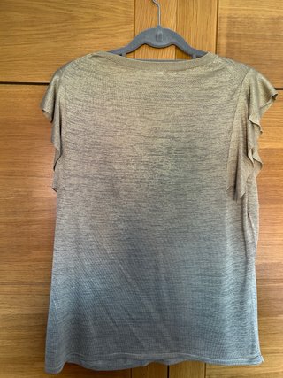 Camiseta Violeta by Mango dorada talla XL