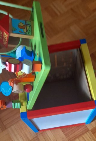 Cubo de juegos de madera para niños