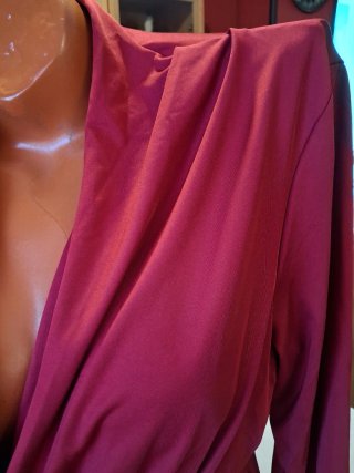 Elegante blusa roja manga larga
