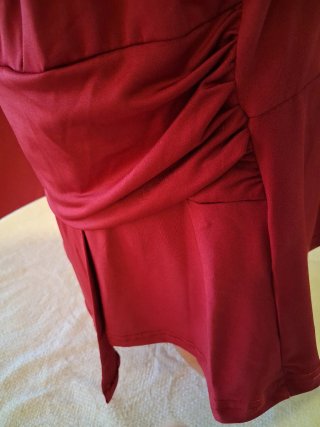 Elegante blusa roja manga larga
