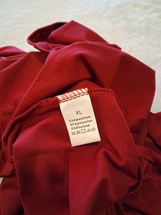 Elegante blusa roja manga larga