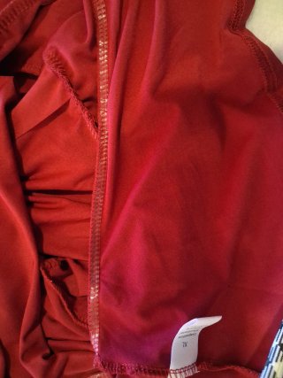 Elegante blusa roja manga larga