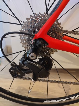 Bicicleta Cannondale Synapse Carbono - Shimano 105