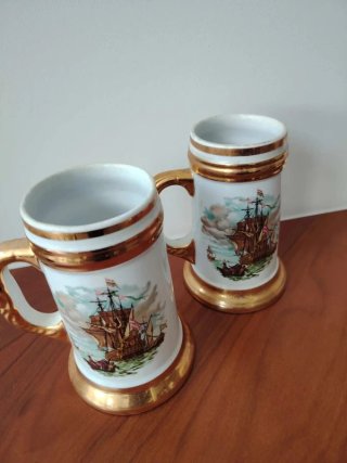 Jarras Vintage Porcelana Galión Dourada