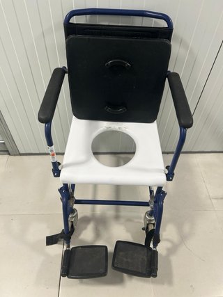 Silla minusválidos de baño