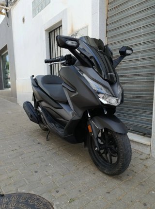 HONDA FORZA DE 125 CC COLOR NEGRO