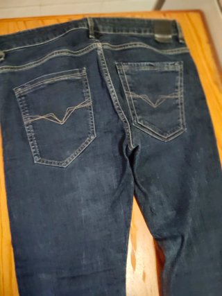 Vaqueros Guess Talla M Desgastados