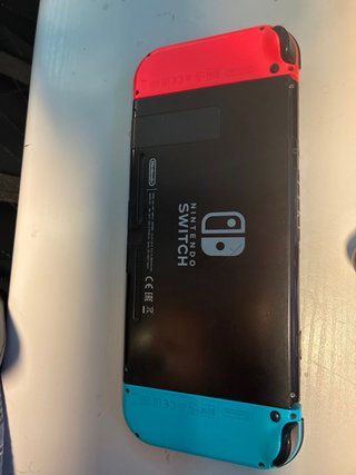 Nintendo Switch Azul y Rojo