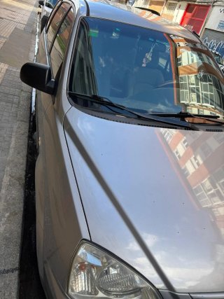 KIA Carens 2003