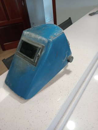 Pantalla de soldadura azul