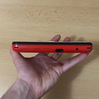 New Nintendo 2DS XL Poké Ball Edition con scatola