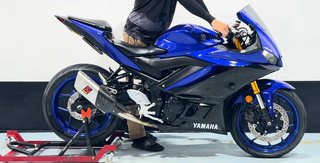 Tubo de escape Akrapovic Yamaha R3