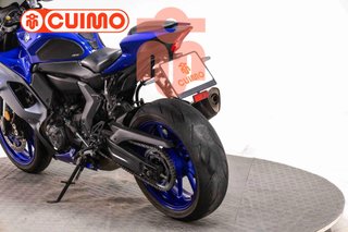YAMAHA YZF R7