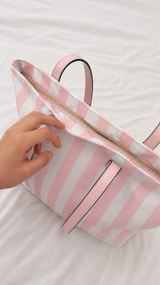 Bolso Tote Victoria's Secret Rayas Rosa/Blanco