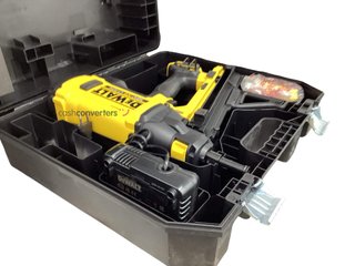 clavadora dewalt dgn845d1