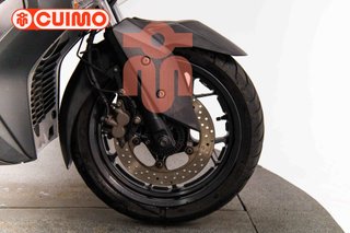 YAMAHA XMAX 300