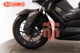 YAMAHA XMAX 300