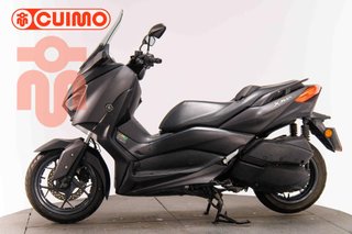 YAMAHA XMAX 300