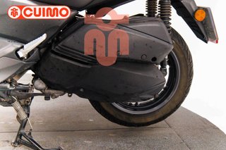 YAMAHA XMAX 300