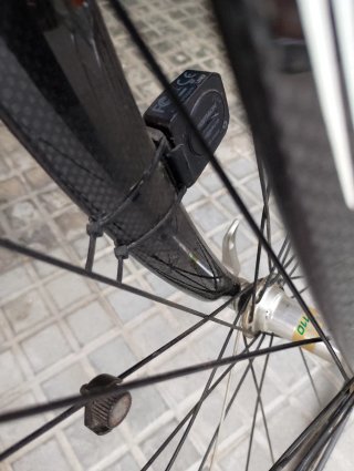 Bicicleta de carretera MENDIS