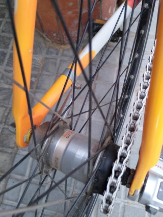 Bicicleta de carretera MENDIS