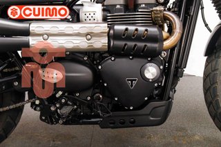 TRIUMPH SCRAMBLER 900