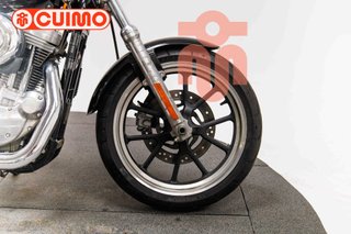HARLEY DAVIDSON SPORTSTER 883 SUPERLOW