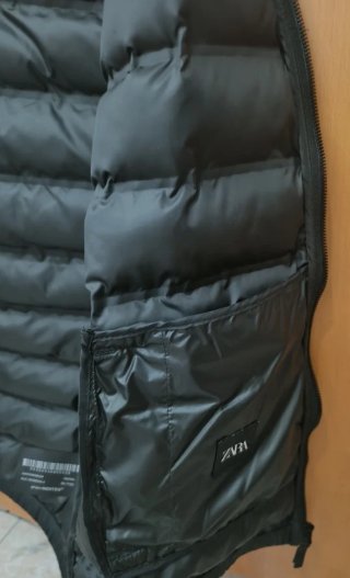 Chaleco acolchado ZARA negro