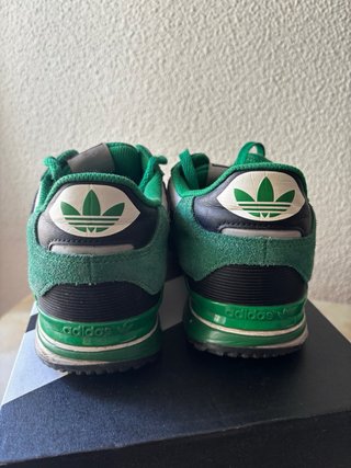 Zapatos Adidas Vintage Verdes y Negros