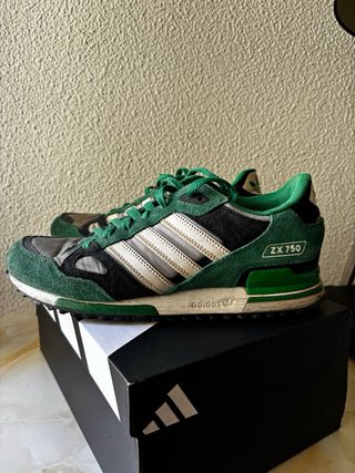 Zapatos Adidas Vintage Verdes y Negros