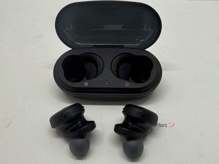 in-ear sony wf-xb700
