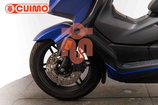 HONDA FORZA 125