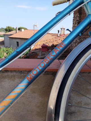 Bicicleta de paseo señora azul