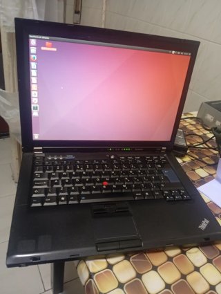 Lenovo ThinkPad T400 Portátil Negro